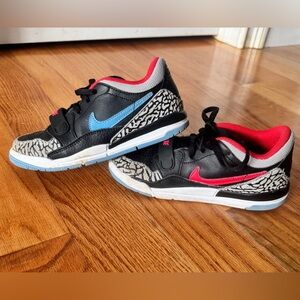 Kids Nike Air Jordan Legacy Sneakers